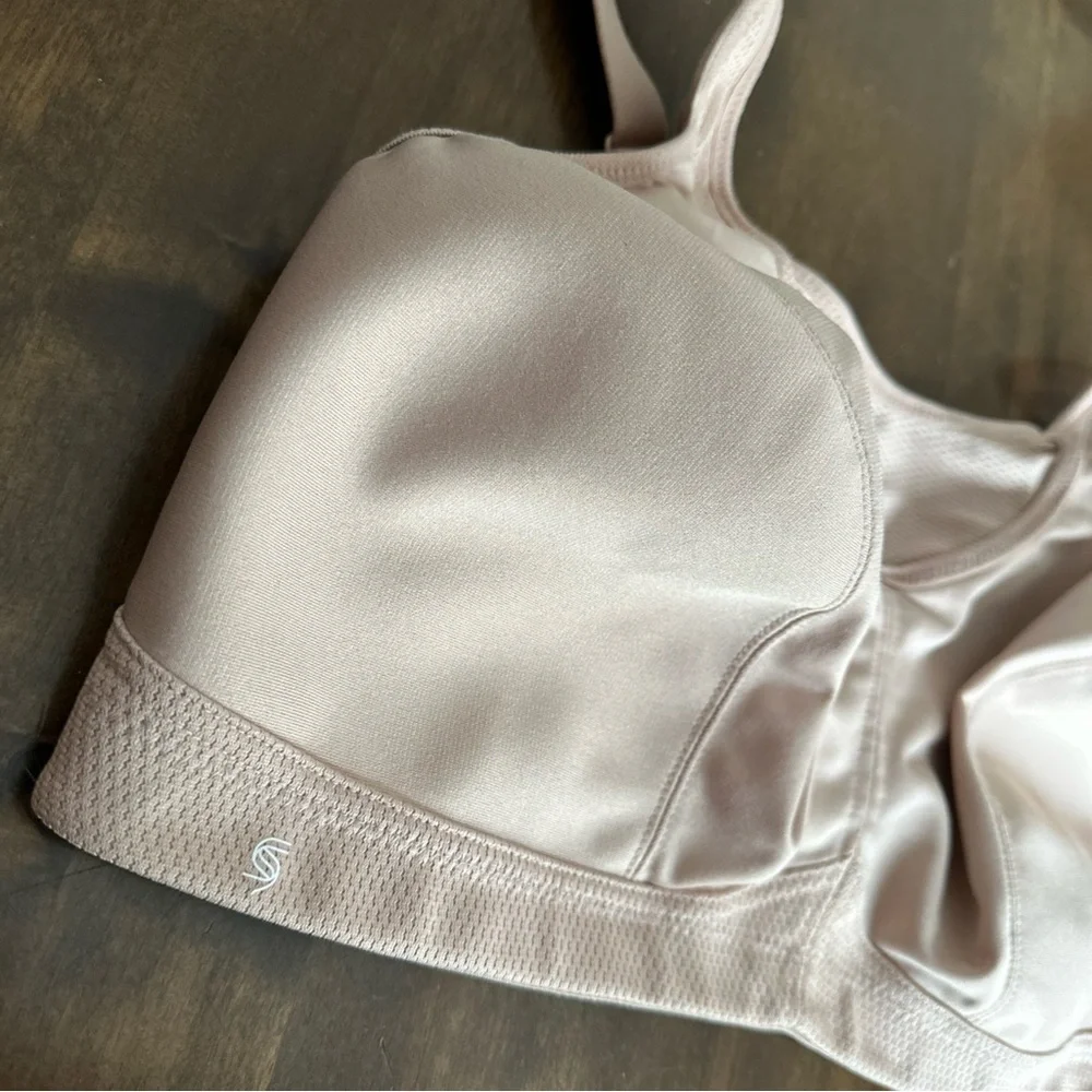 Glamorise Sport‎ Bra 42D Gym Sexy Comfy Supportive Wireless Adjustable 💕
